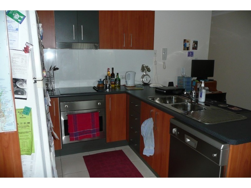 4/3 Railway Parade, Nundah QLD 4012