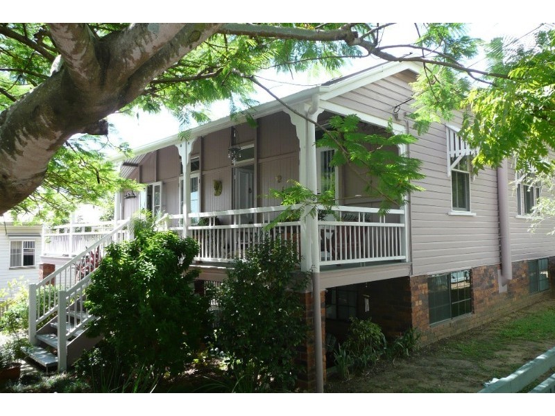 16 Dalziel Street, Nundah QLD 4012