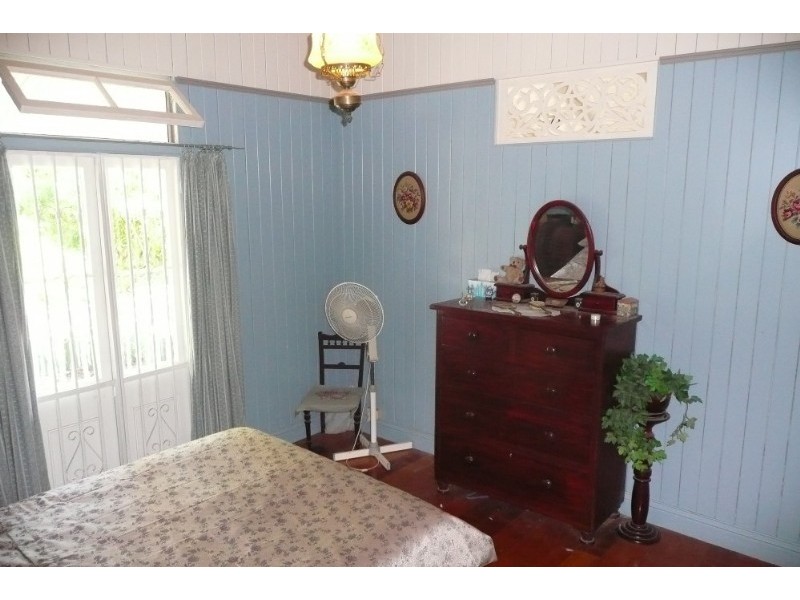 16 Dalziel Street, Nundah QLD 4012