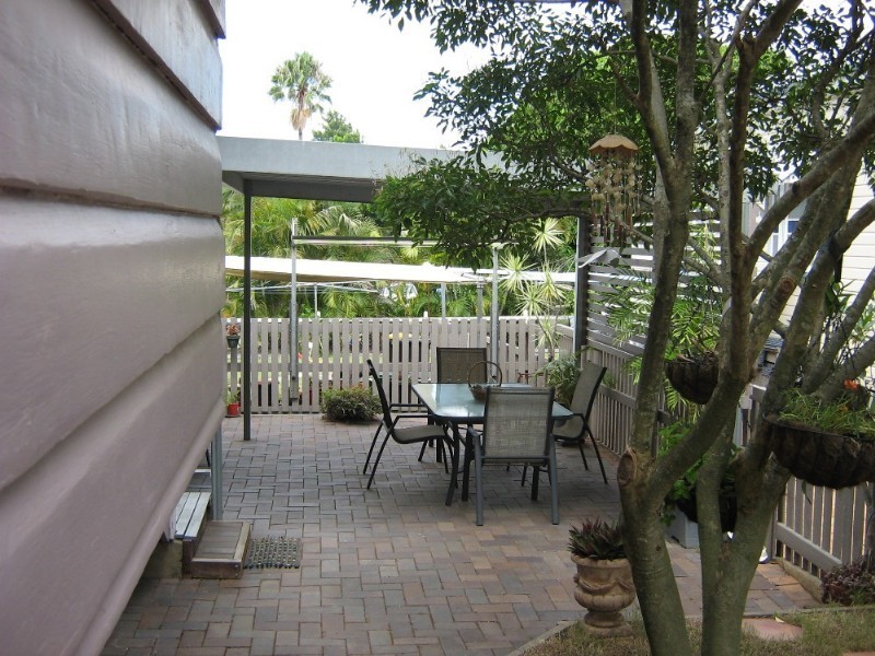 16 Dalziel Street, Nundah QLD 4012