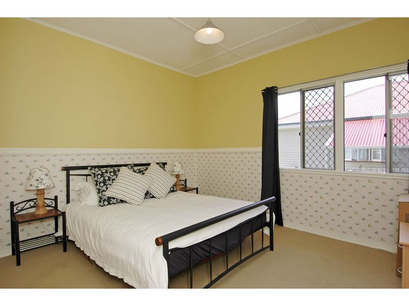 60 Newman Road, Wavell Heights QLD 4012