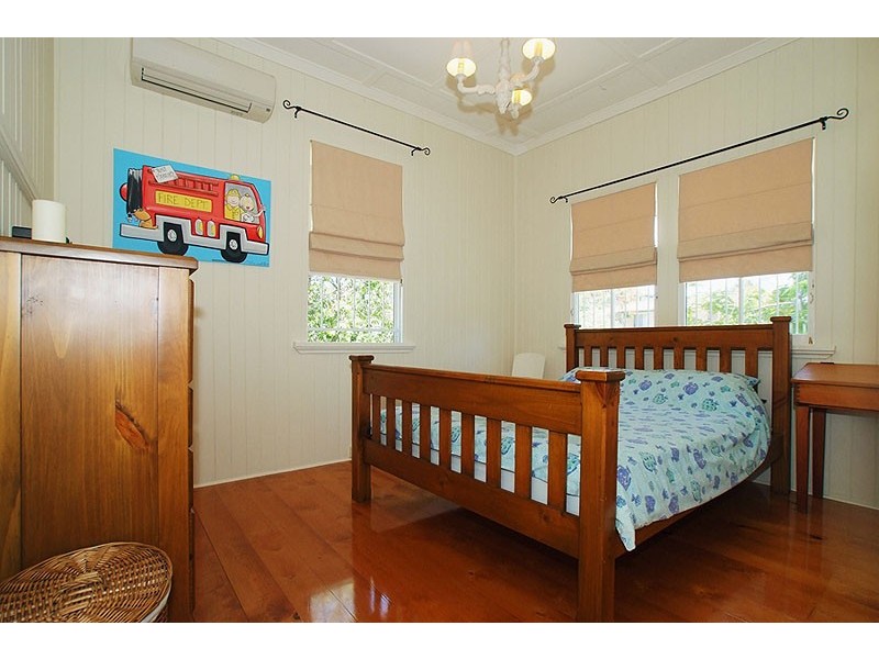 14 Rivington Street, Nundah QLD 4012