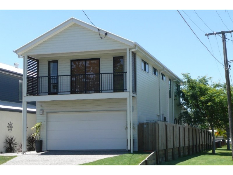 94 Raceview Avenue, Hendra QLD 4011