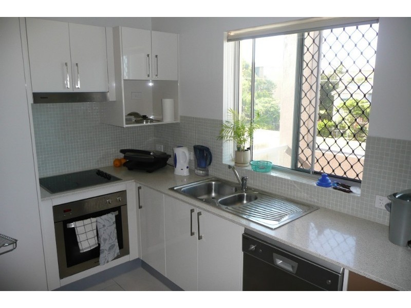 1/102 Melton Road, Nundah QLD 4012