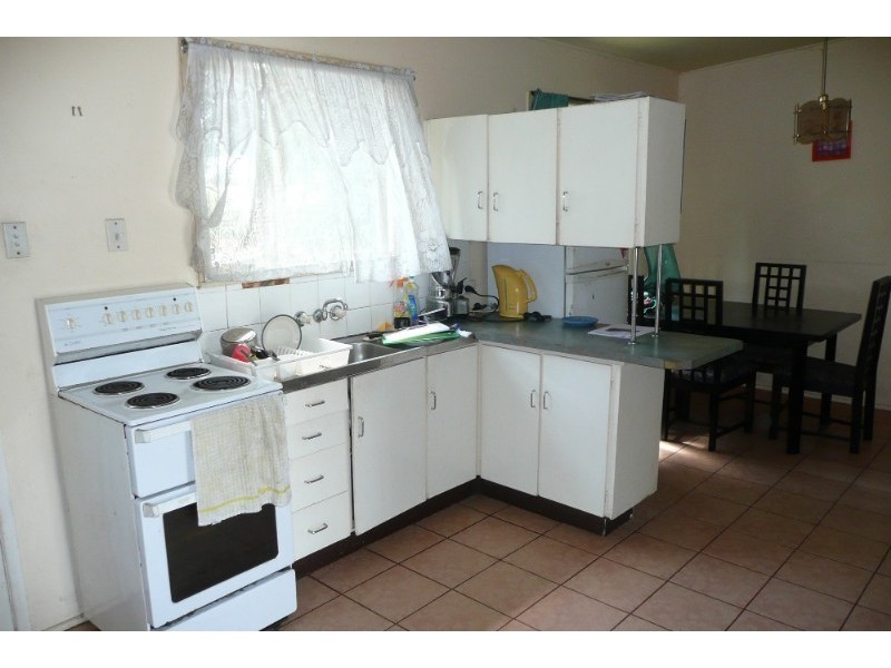 14 Station Avenue, Northgate QLD 4013