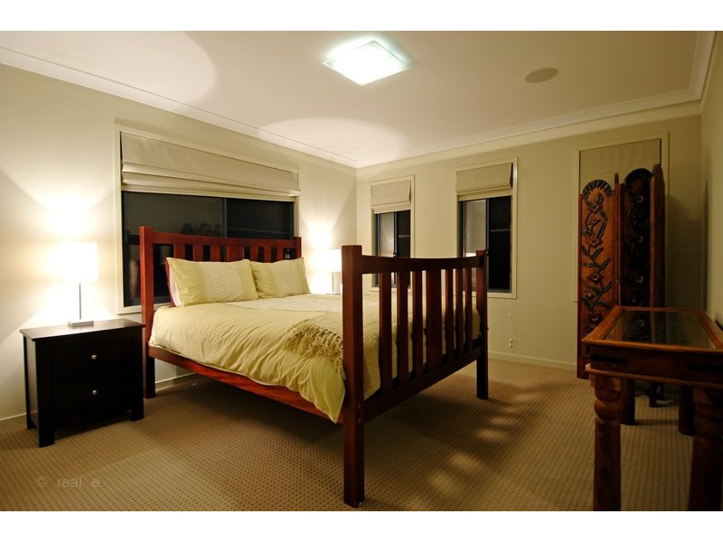 37 Bayview Terrace, Wavell Heights QLD 4012