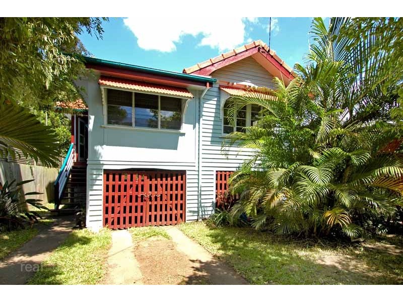 12 Vale Street, Wavell Heights QLD 4012