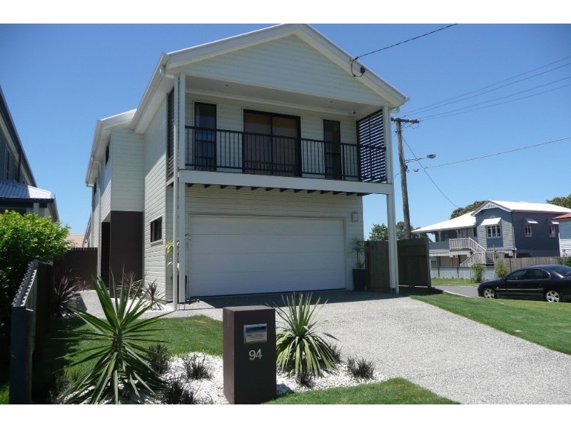 94 Raceview Avenue, Hendra QLD 4011