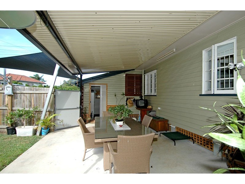 1 Chesterfield Street, Wavell Heights QLD 4012