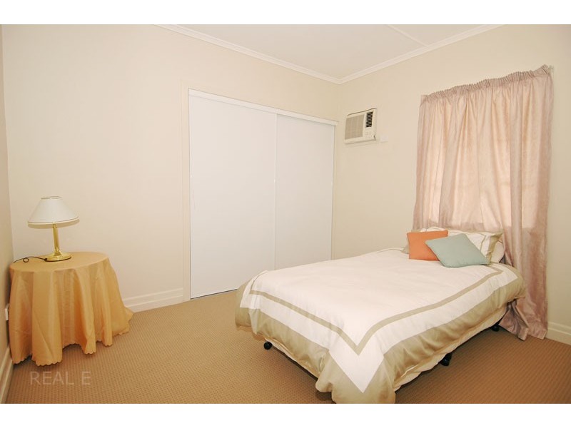 11 Vaucluse Street, Wavell Heights QLD 4012