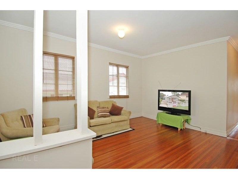11 Vaucluse Street, Wavell Heights QLD 4012