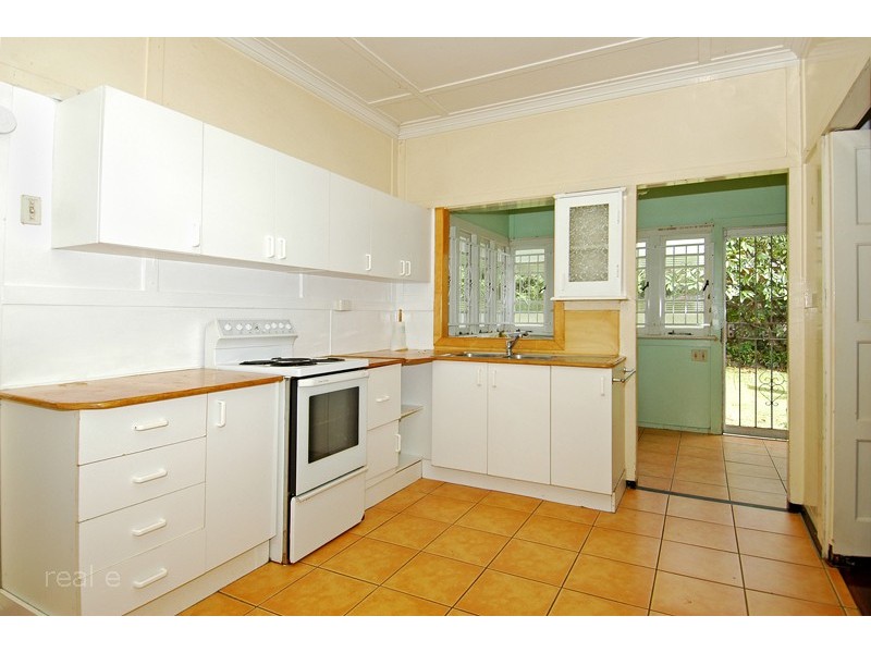 12 Queens Road, Clayfield QLD 4011