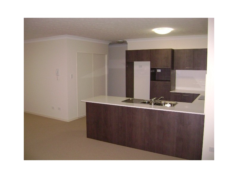 8/12 Grace Street, Nundah QLD 4012