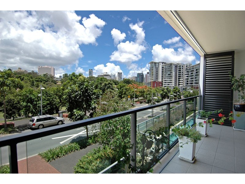 7084/7 Parkland Boulevard, Brisbane QLD 4000