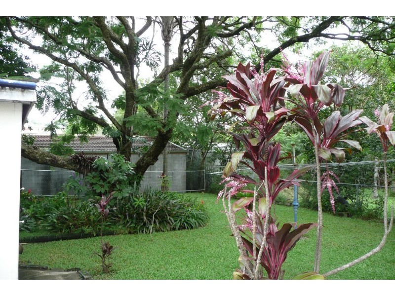 285 Edinburgh Castle Road, Wavell Heights QLD 4012