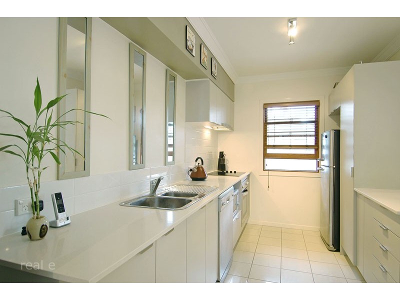 1/9 Windsor Street, Hamilton QLD 4007