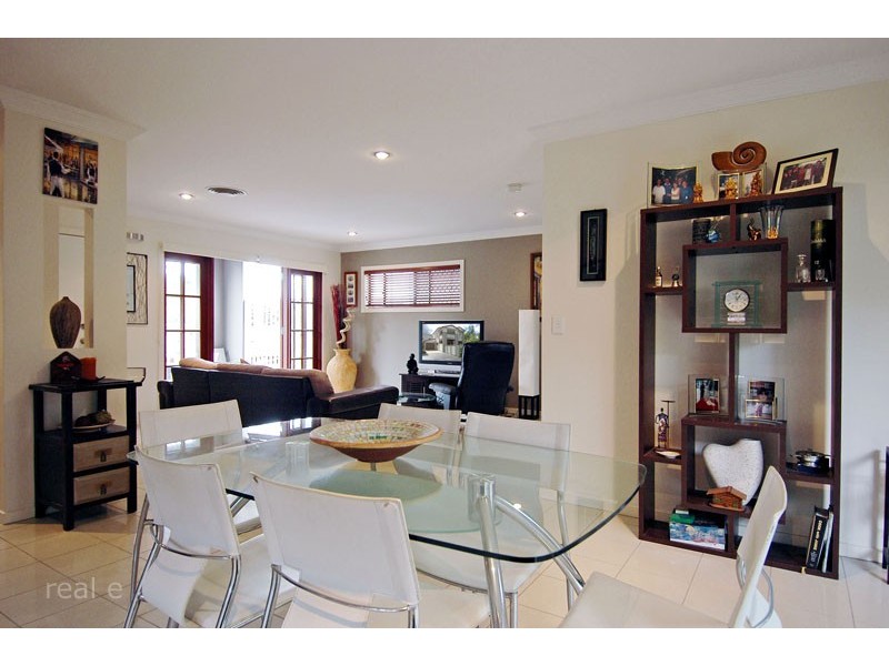 1/9 Windsor Street, Hamilton QLD 4007