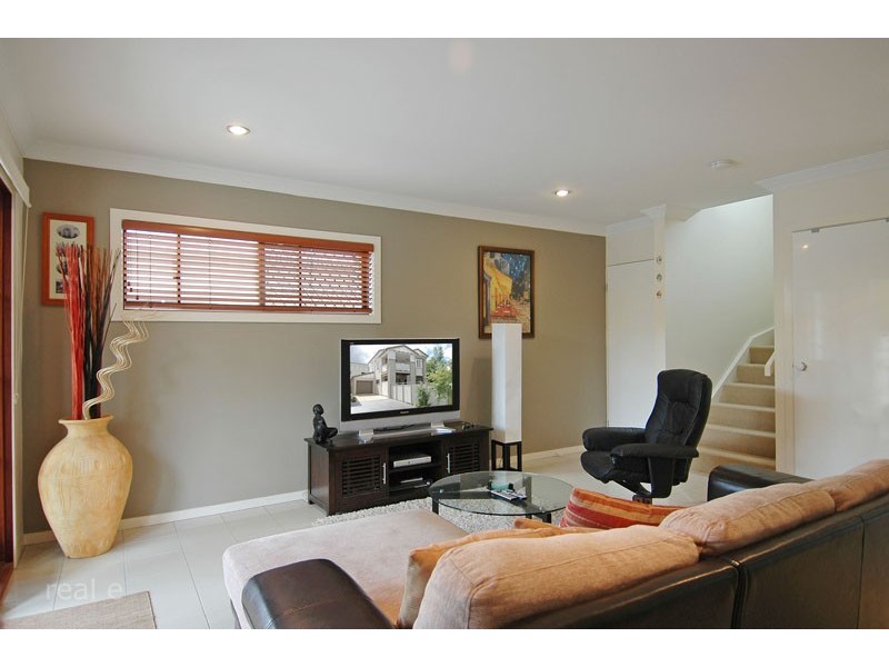 1/9 Windsor Street, Hamilton QLD 4007