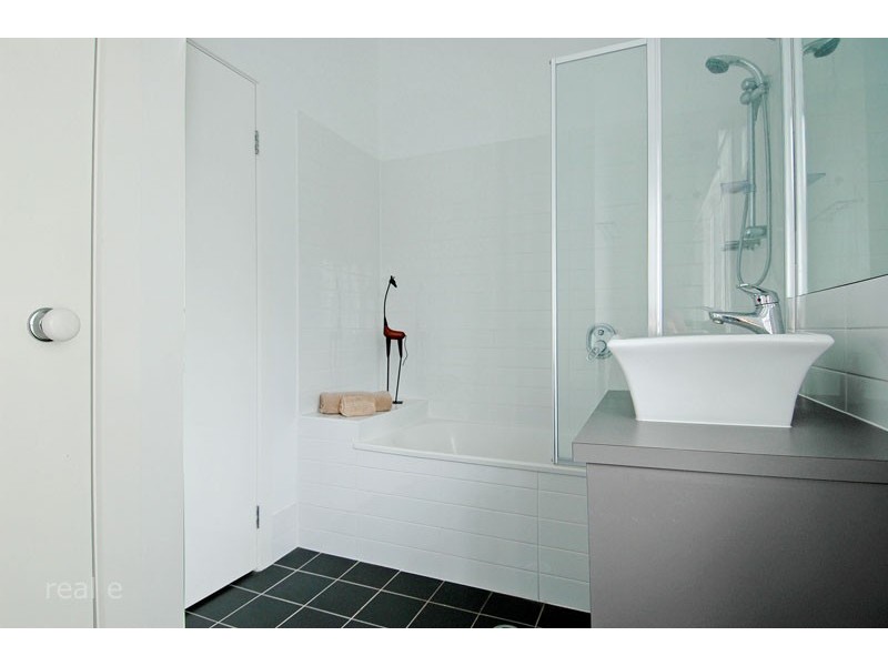 1/9 Windsor Street, Hamilton QLD 4007