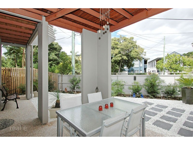 1/9 Windsor Street, Hamilton QLD 4007