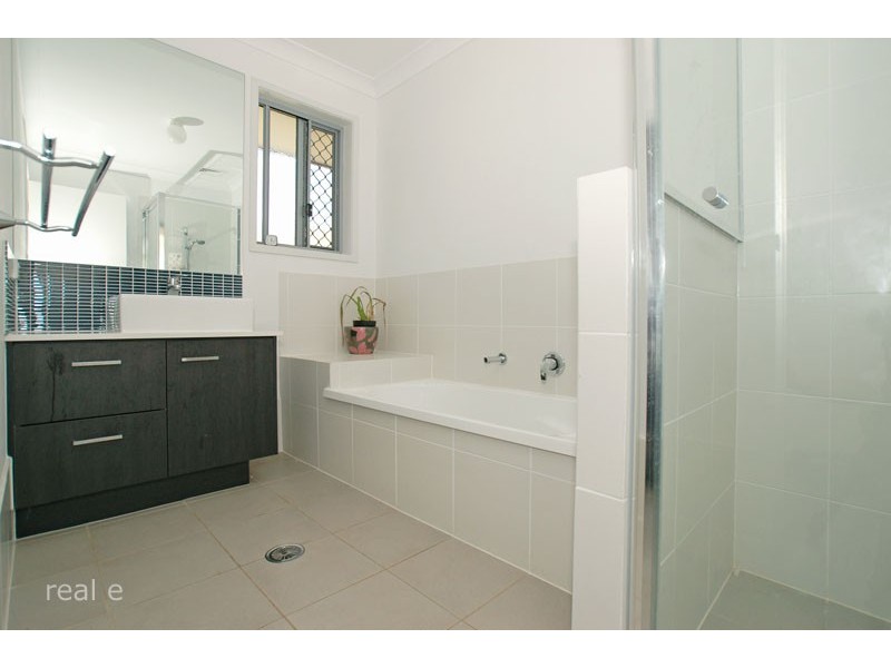 154 Queens Road, Nudgee QLD 4014