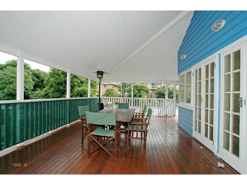 43 Surrey Street, Nundah QLD 4012