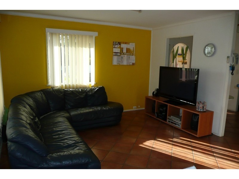 6 Kelyndar Street, Banyo QLD 4014