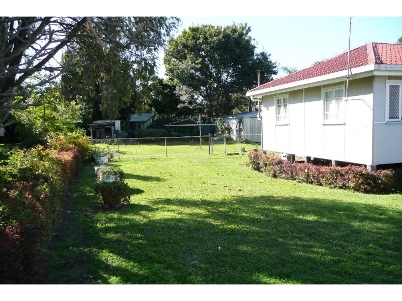 54 Nellie Street, Nundah QLD 4012