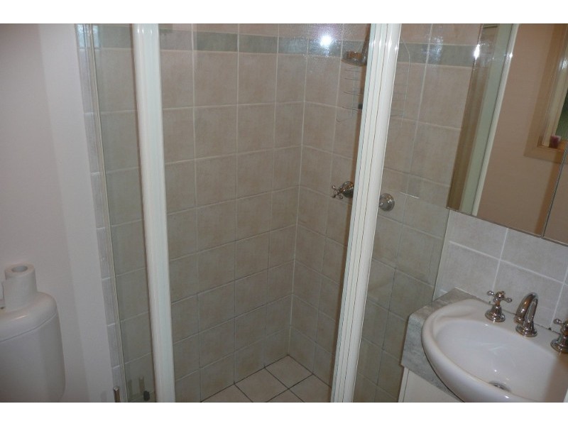 3/8 Aden Street, Albion QLD 4010