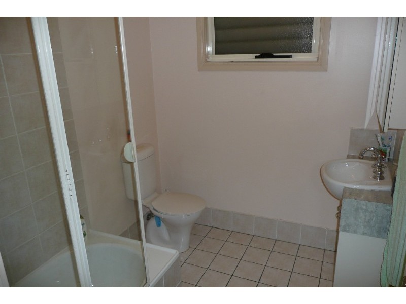 3/8 Aden Street, Albion QLD 4010