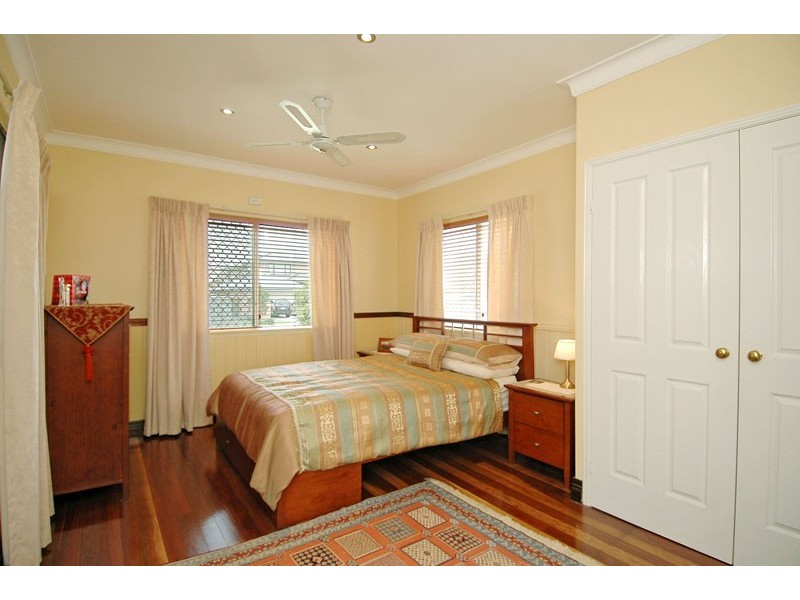 8 Amelia Street, Nundah QLD 4012