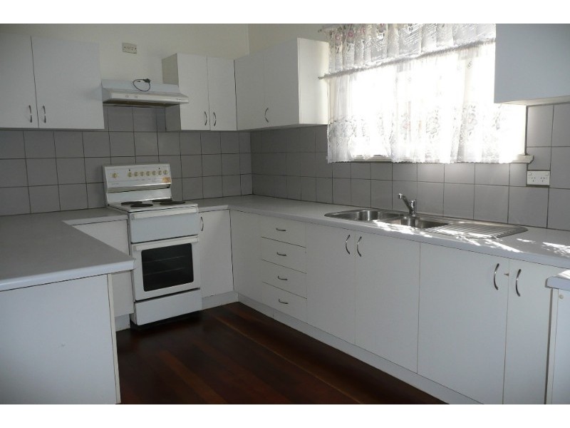 22 Vale Street, Wavell Heights QLD 4012