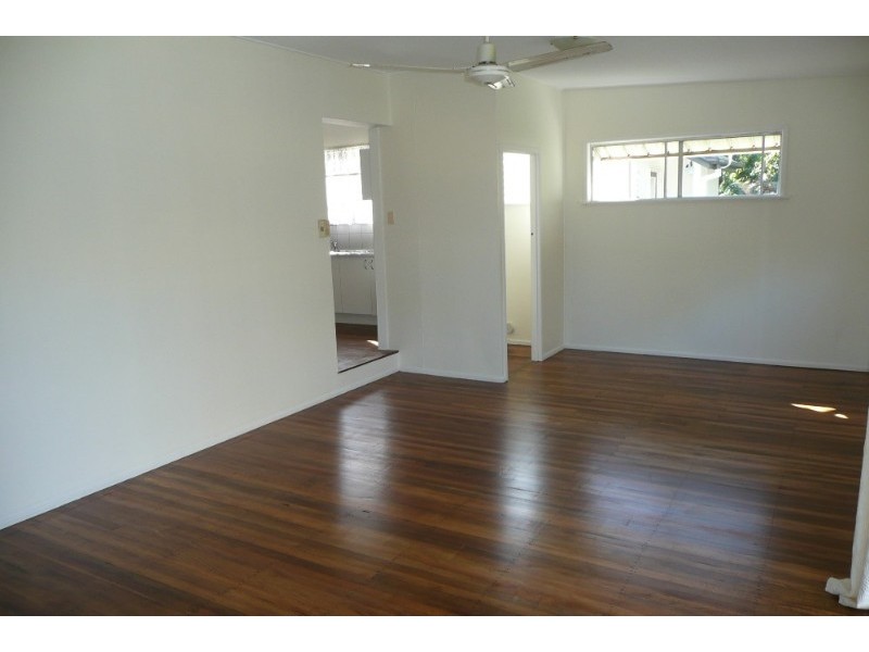 22 Vale Street, Wavell Heights QLD 4012