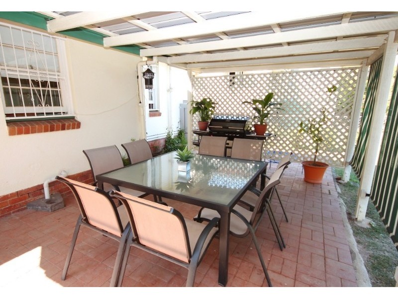 18 Wand Street, Nundah QLD 4012