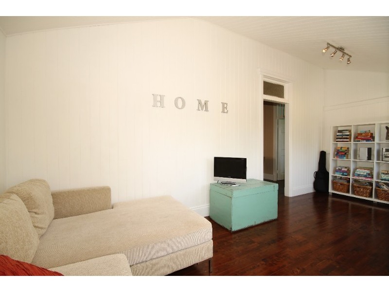 33 Belmore Street, Northgate QLD 4013