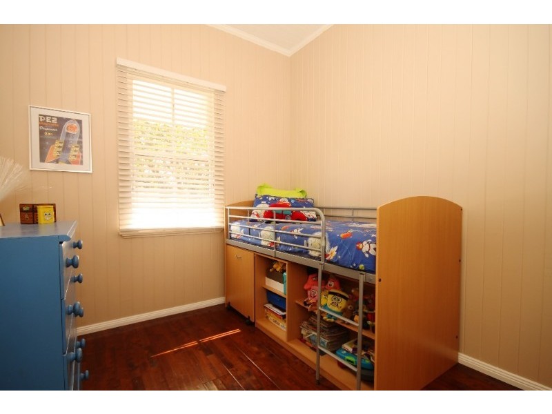 33 Belmore Street, Northgate QLD 4013