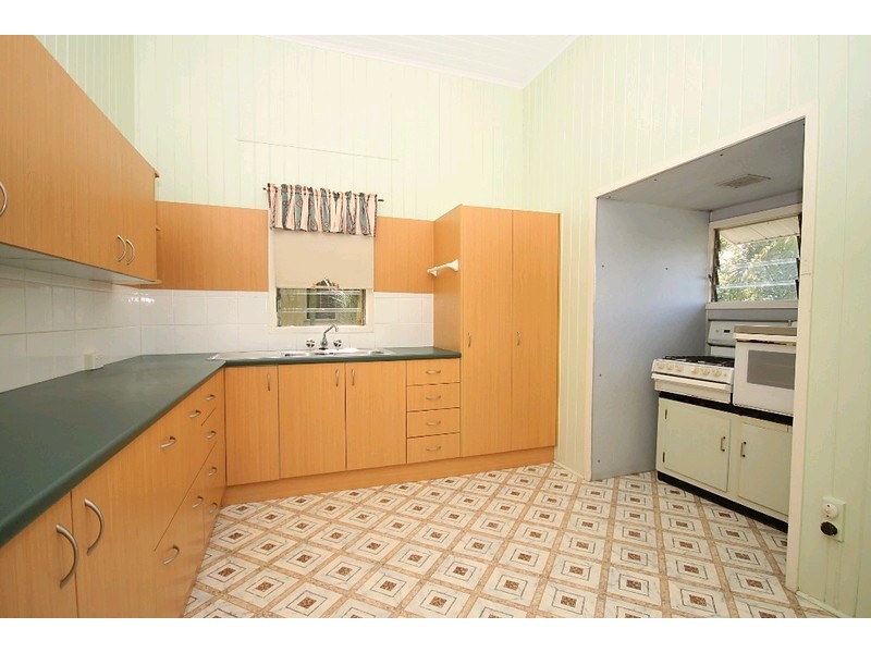 15 Derby Street, Hendra QLD 4011