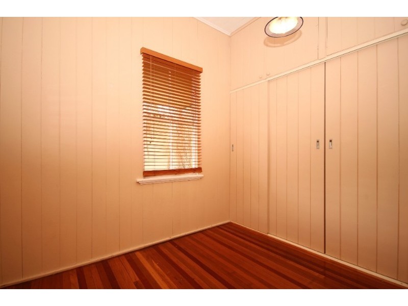 16 Henchman Street, Nundah QLD 4012