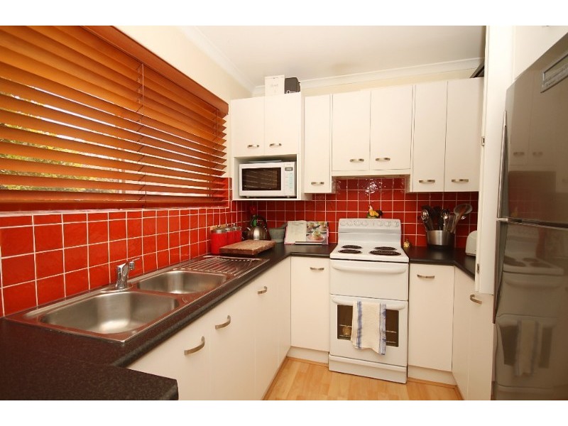 2/1 Adelaide Street, Clayfield QLD 4011