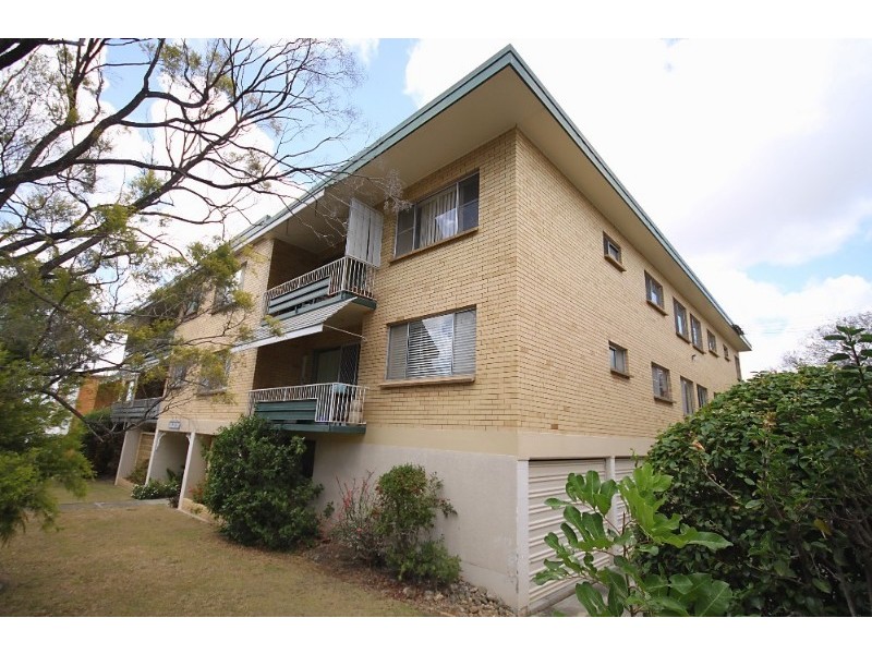 2/1 Adelaide Street, Clayfield QLD 4011