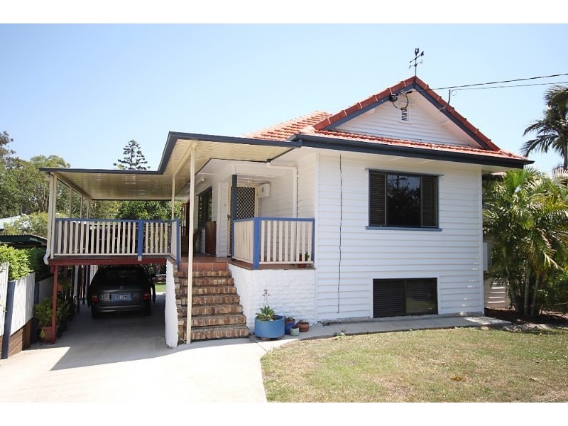 12 Chesterfield Street, Wavell Heights QLD 4012