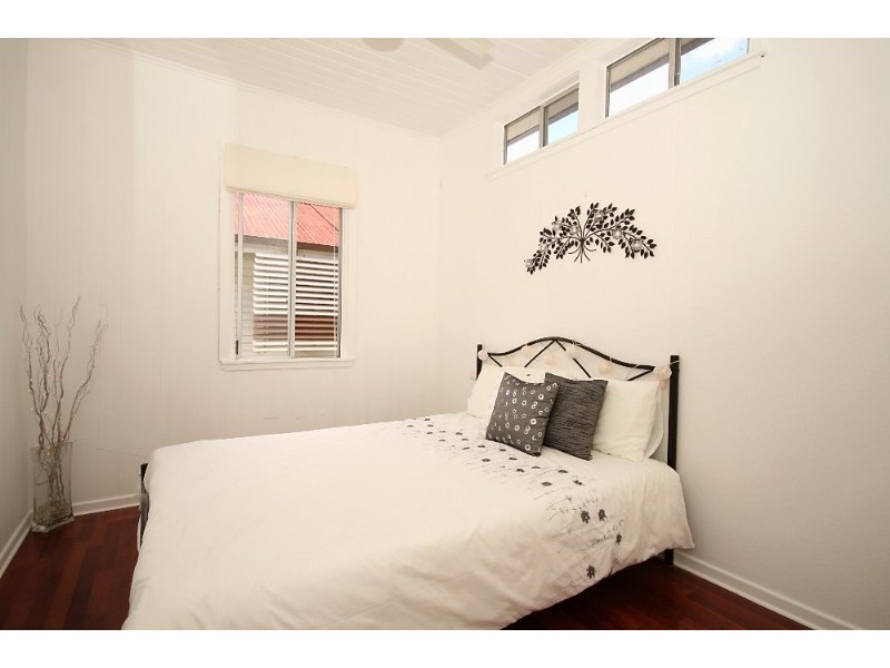 18 Park Street, Banyo QLD 4014