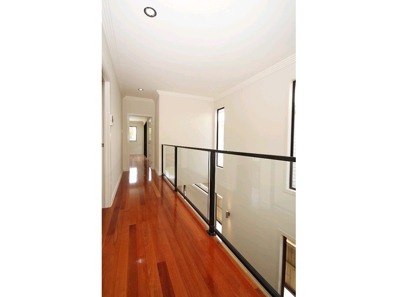 8 Long Street, Hendra QLD 4011