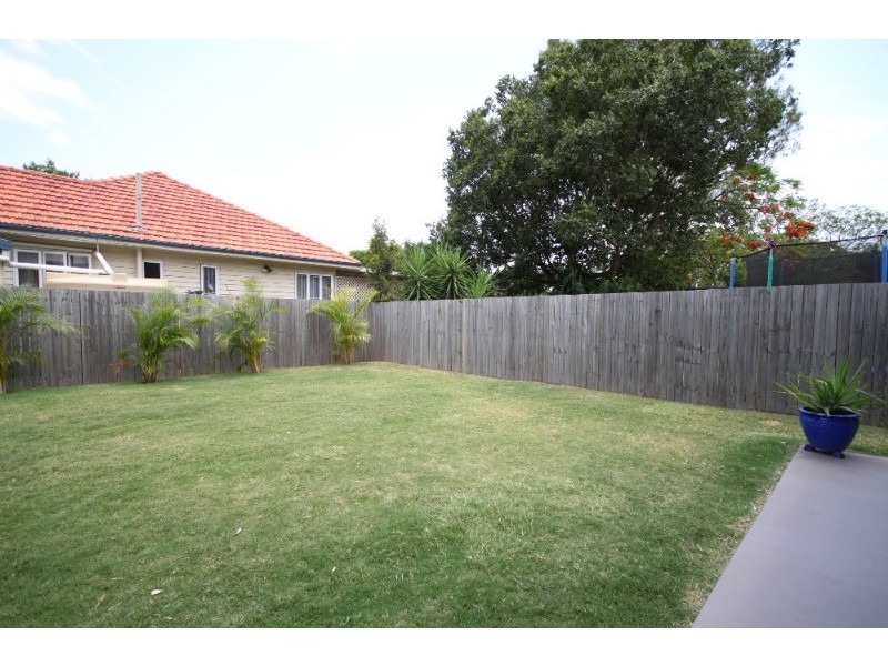 4 Mann Avenue, Northgate QLD 4013