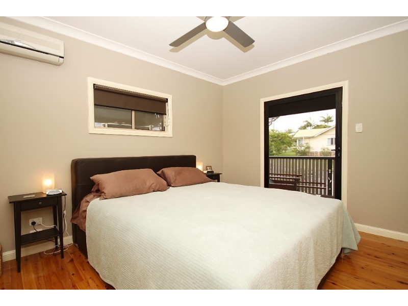 42 Taylor Street, Wavell Heights QLD 4012