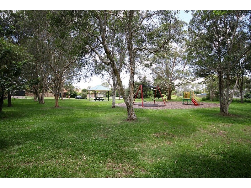 69 Main Avenue, Wavell Heights QLD 4012
