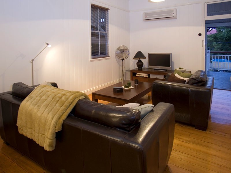 43 Wongara Street, Clayfield QLD 4011