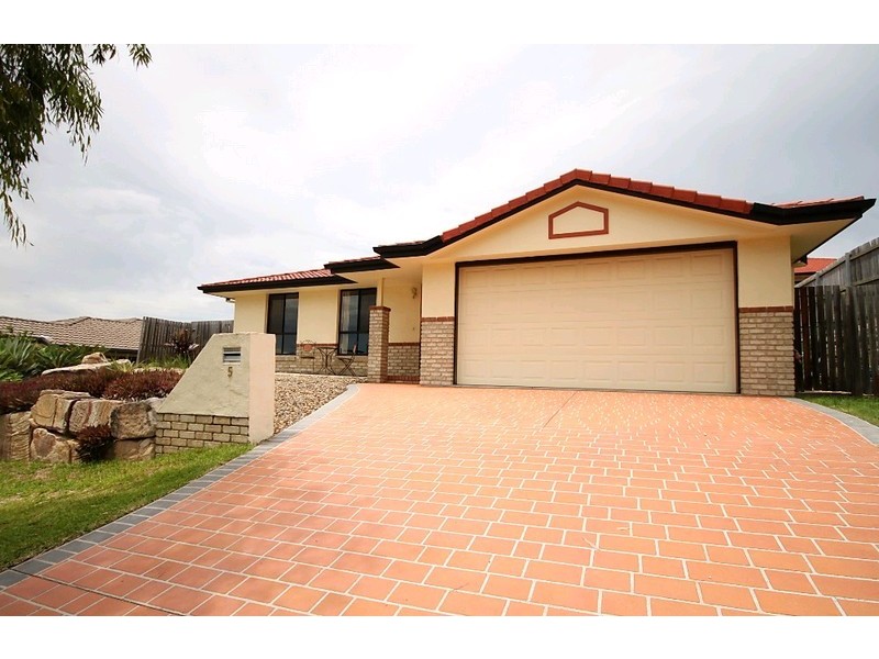5 Triantha Court, Albany Creek QLD 4035