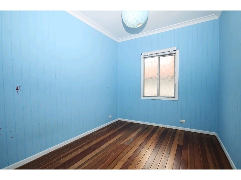 194 Shaw Road, Wavell Heights QLD 4012