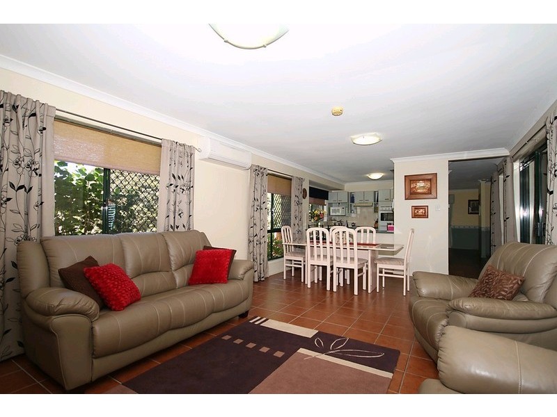10 Turquoise Place, Wavell Heights QLD 4012